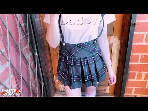 ❤️ Школачы Сосут анын Дик терең жана трахает ордуна класстар. ❌ Анальный видео ky.xxx050890.ru